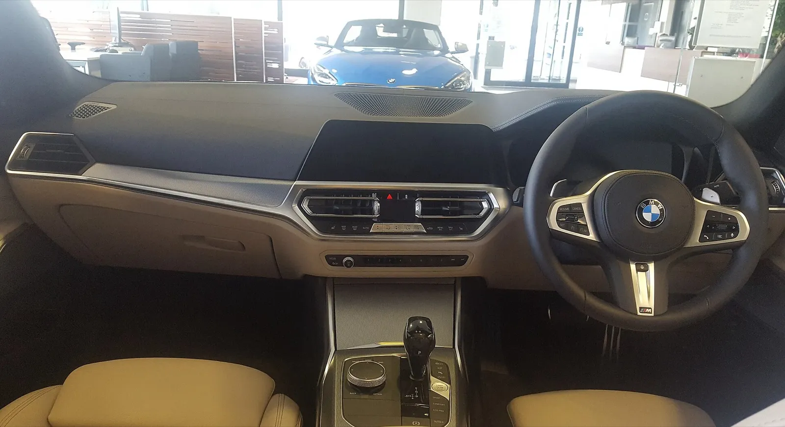 BMW 330e — 2