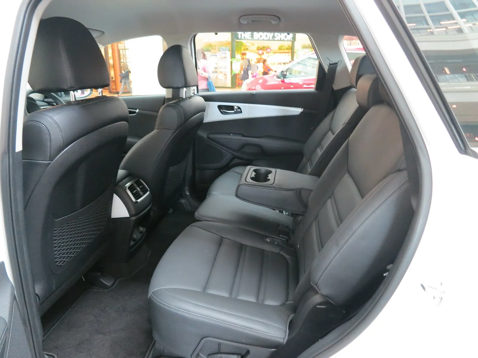 Kia Sorento EX — 4